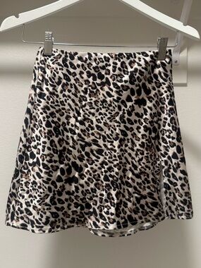 Princess Polly Leopard Satin Mini Skirt Size 00 Y2K Animal Print